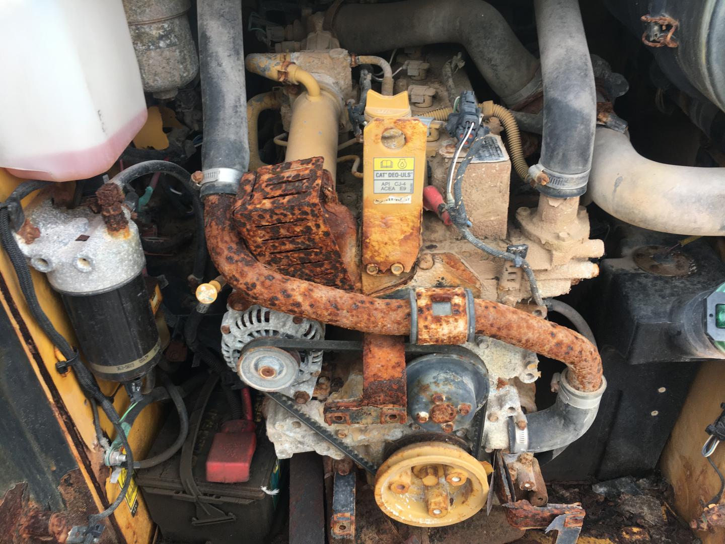 ./imagenes/INVOICE/2019/16561/MINICARGADOR CAT 242D PARA PARTES (14).JPG